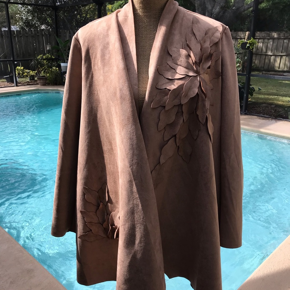 Fly away style Blazer jacket